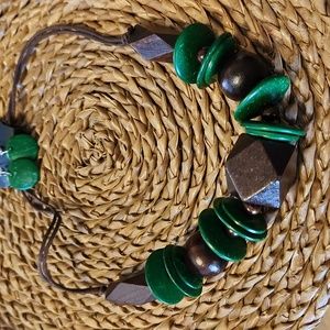 Paparazzi Pacific Treasures Necklace Set Green